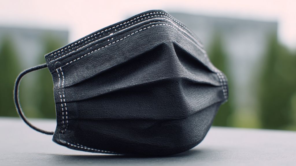 Conseils pour l'entretien et la durabilité de votre masque noir chirurgical